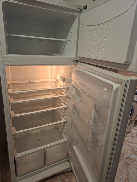 Frigider Indesit+aragaz Gorenje+masina de spalat Gorenje